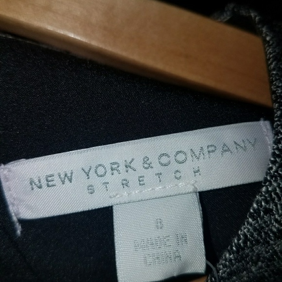 Dress with belt - Picture 3 of 4